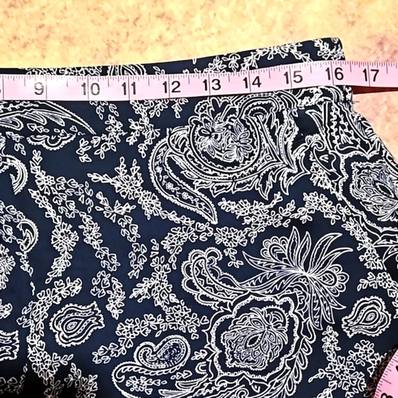 Theory | Navy Blue Paisley Silk Pull On Dress or Casual Pants - Picture 8 of 14